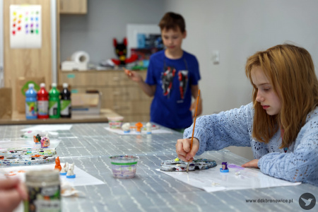 Lato z Kulturą 2025 – Pracownie Kultury Dziesiąta