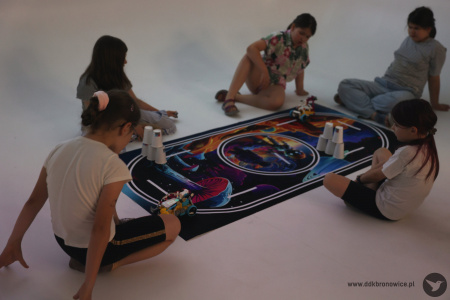 Lato z Kulturą 2025 – Pracownie Kultury Dziesiąta