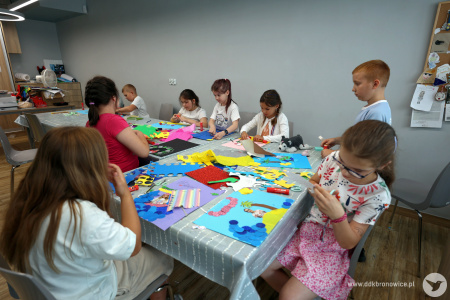 Lato z Kulturą 2025 – Pracownie Kultury Dziesiąta