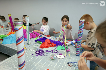 Lato z Kulturą 2025 – Pracownie Kultury Dziesiąta