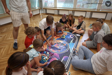 Lato z Kulturą 2025 – Pracownie Kultury Dziesiąta