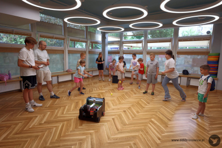 Lato z Kulturą 2025 – Pracownie Kultury Dziesiąta