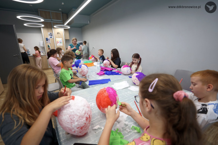 Lato z Kulturą 2025 – Pracownie Kultury Dziesiąta