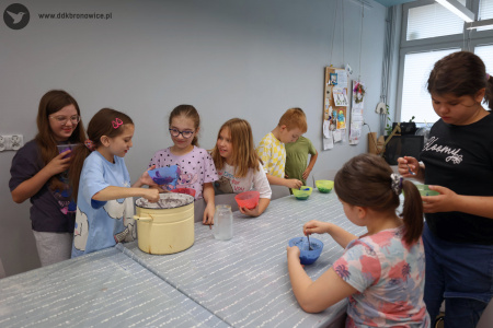 Lato z Kulturą 2025 – Pracownie Kultury Dziesiąta