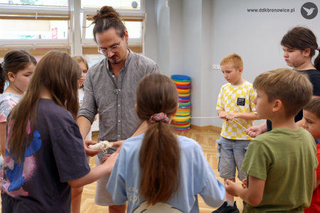 Lato z Kulturą 2025 – Pracownie Kultury Dziesiąta