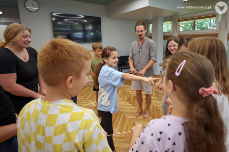 Lato z Kulturą 2025 – Pracownie Kultury Dziesiąta