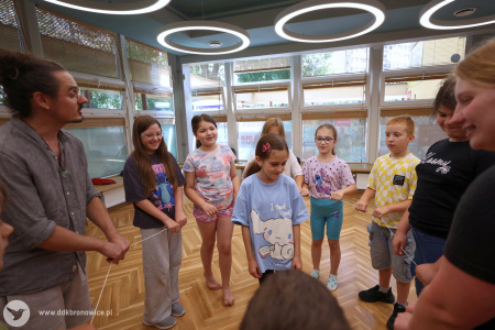 Lato z Kulturą 2025 – Pracownie Kultury Dziesiąta