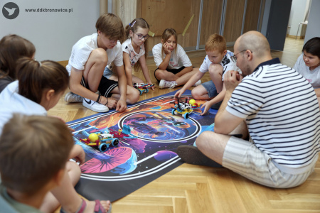 Lato z Kulturą 2025 – Pracownie Kultury Dziesiąta