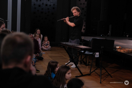 Podróże z muzyką tradycyjną – Nove Poranki