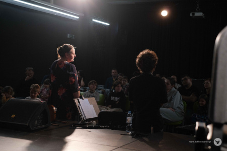 Podróże z muzyką tradycyjną – Nove Poranki