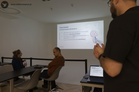 Warsztaty fact-checkingu