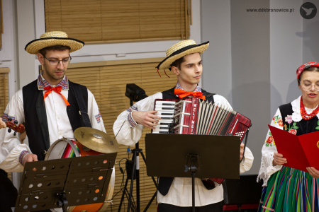 Salonik Artystyczny: Ojczyzna sercu bliska