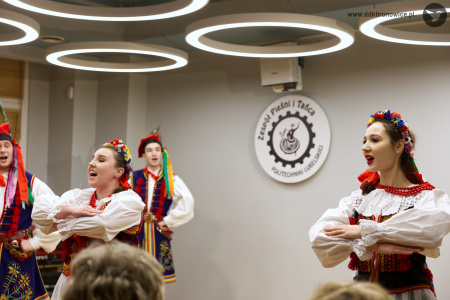 Salonik Artystyczny: Ojczyzna sercu bliska