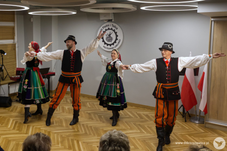 Salonik Artystyczny: Ojczyzna sercu bliska