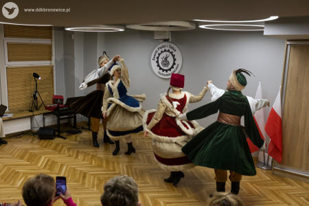 Salonik Artystyczny: Ojczyzna sercu bliska