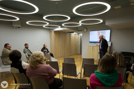 Salonik Artystyczny: spotkanie autorskie