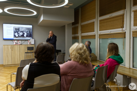 Salonik Artystyczny: spotkanie autorskie