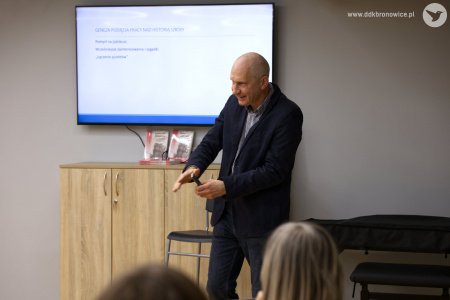 Salonik Artystyczny: spotkanie autorskie