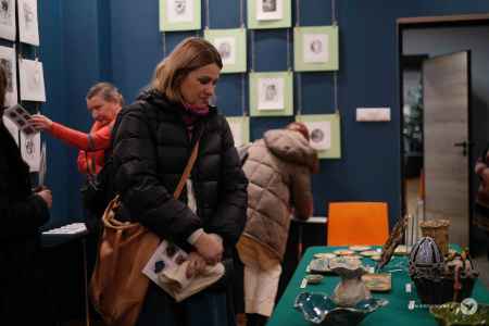 Wystawa ceramiki uczestników warsztatów