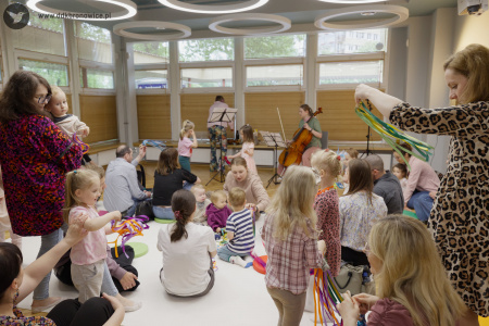 Muzyka na smykach – Granie na Dywanie