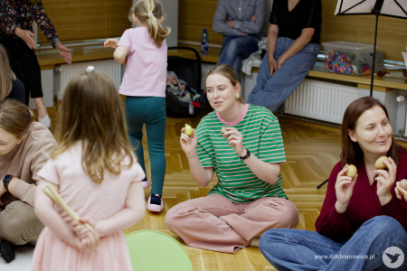 Muzyka na smykach – Granie na Dywanie